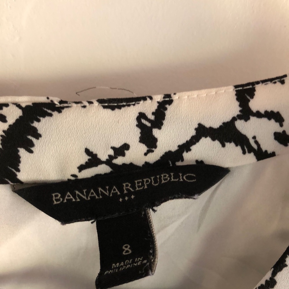 Banana Republic Black and White Sleeveless Top Size 8 - Picture 4 of 6
